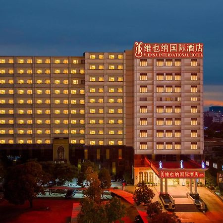 Vienna International Hotel Guangzhou Baiyun International Conference Center Exterior photo