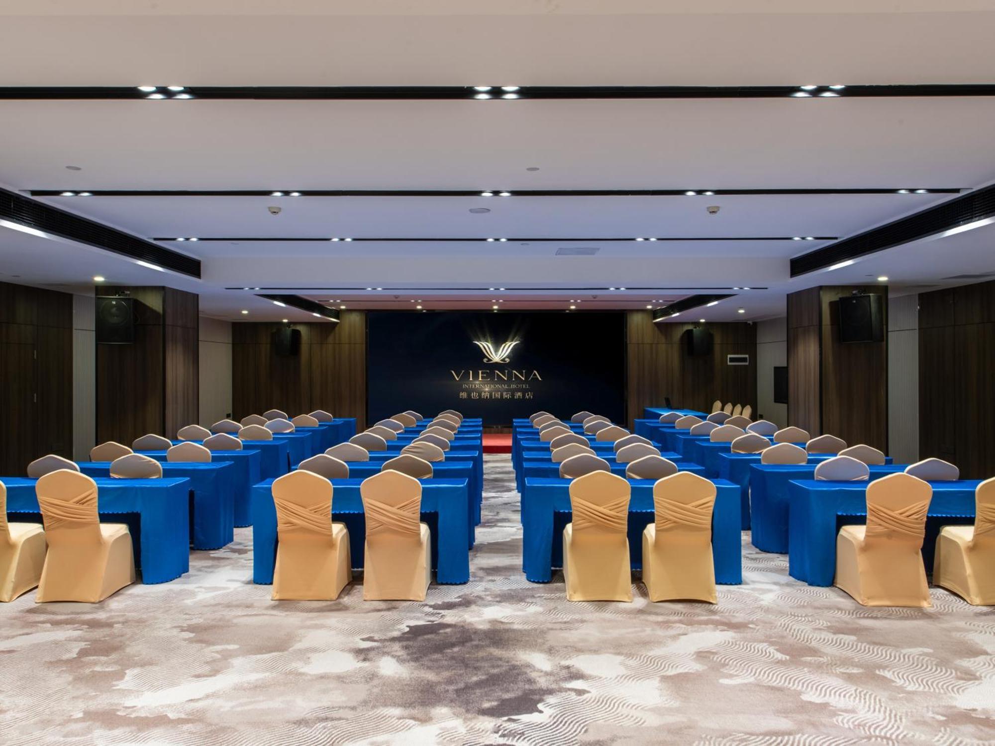 Vienna International Hotel Guangzhou Baiyun International Conference Center Exterior photo